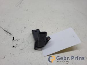 Gebruikte Luchtmassameter Mitsubishi Space Star (A0) 1.0 12V Prijs € 30,00 Margeregeling aangeboden door Autorec. Gebr. Prins b.v.