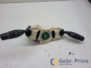 Gebruikte Licht + Raw Schakelaar Honda CR-Z (ZF1) 1.5 Hybrid 16V Prijs € 75,00 Margeregeling aangeboden door Autorec. Gebr. Prins b.v.