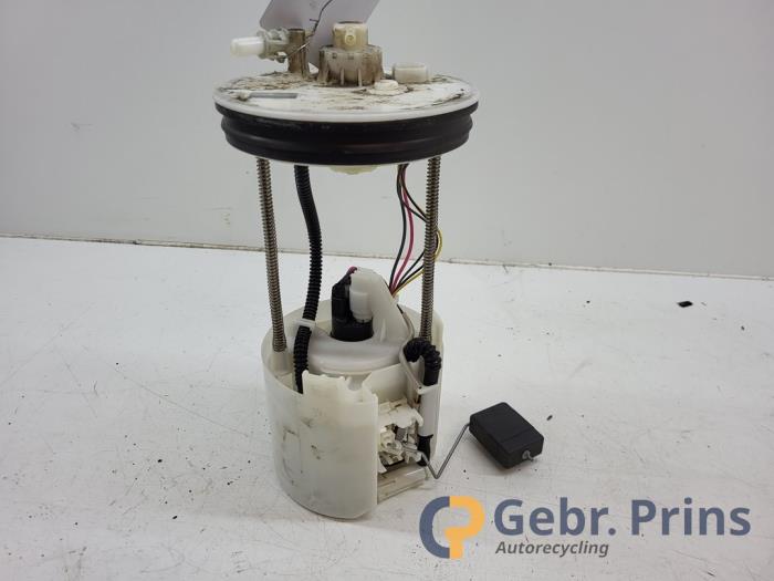 Gebruikte Tank element Pomp Honda CR-Z (ZF1) 1.5 Hybrid 16V Prijs € 50,00 Margeregeling aangeboden door Autorec. Gebr. Prins b.v.