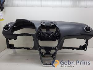 Gebruikte Airbag set + dashboard Ford Ka II 1.2 Prijs € 250,00 Margeregeling aangeboden door Autorec. Gebr. Prins b.v.