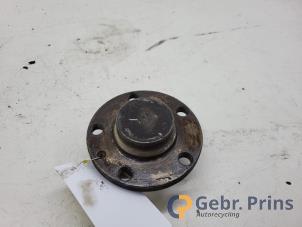 Gebruikte Wiellager achter Volkswagen Polo IV (9N1/2/3) 1.2 12V Prijs € 25,00 Margeregeling aangeboden door Autorec. Gebr. Prins b.v.