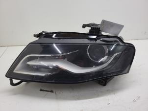 Gebruikte Linker Koplamp Audi A4 (B8) 2.0 TDI 16V Prijs € 300,00 Margeregeling aangeboden door Autorec. Gebr. Prins b.v.