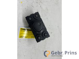 Gebruikte Schakelaar Licht Opel Astra H (L48) 1.8 16V Prijs € 10,00 Margeregeling aangeboden door Autorec. Gebr. Prins b.v.