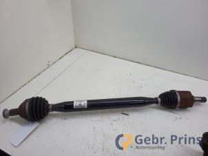 Gebruikte Steekas rechts-voor Skoda Fabia III (NJ3) 1.0 TSI 12V Prijs € 200,00 Margeregeling aangeboden door Autorec. Gebr. Prins b.v.