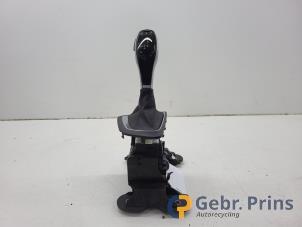 Gebruikte Versnellingspook BMW 2 serie Gran Tourer (F46) 220i 2.0 TwinPower Turbo 16V Prijs € 150,00 Margeregeling aangeboden door Autorec. Gebr. Prins b.v.