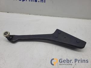 Gebruikte Schuifdeurrol rechts Ford Tourneo Connect/Grand Tourneo Connect 1.0 EcoBoost 12V Prijs € 25,00 Margeregeling aangeboden door Autorec. Gebr. Prins b.v.