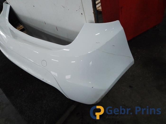 Achterbumper van een Opel Meriva 1.4 16V Ecotec 2012
