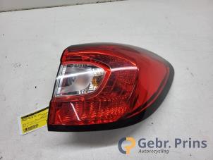 Gebruikte Achterlicht rechts Renault Captur (2R) 0.9 Energy TCE 12V Prijs € 50,00 Margeregeling aangeboden door Autorec. Gebr. Prins b.v.