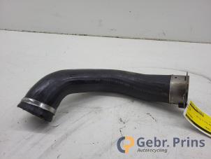 Gebruikte Intercooler Slang Renault Captur (2R) 0.9 Energy TCE 12V Prijs € 20,00 Margeregeling aangeboden door Autorec. Gebr. Prins b.v.