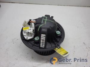 Gebruikte Blower BMW 3 serie (E92) 330d 24V Prijs € 40,00 Margeregeling aangeboden door Autorec. Gebr. Prins b.v.