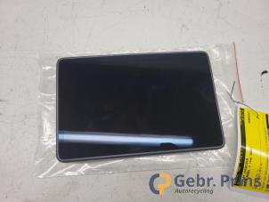 Gebruikte Display Interieur Tesla Model 3 RWD 60 kWh Prijs € 400,00 Margeregeling aangeboden door Autorec. Gebr. Prins b.v.