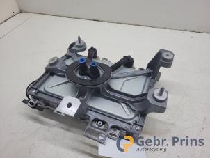 Gebruikte Regelunit Multi Media Tesla Model 3 RWD 60 kWh Prijs € 600,00 Margeregeling aangeboden door Autorec. Gebr. Prins b.v.