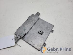 Gebruikte Draadloze oplader Tesla Model 3 RWD 60 kWh Prijs € 150,00 Margeregeling aangeboden door Autorec. Gebr. Prins b.v.