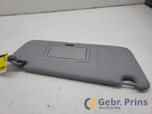 Gebruikte Zonneklep Opel Corsa D 1.4 16V Twinport Prijs € 15,00 Margeregeling aangeboden door Autorec. Gebr. Prins b.v.