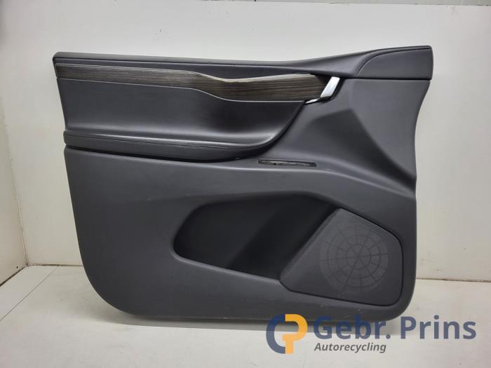 Portierbekleding 4Deurs links-voor van een Tesla Model X 90D 2016