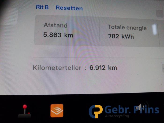 Gebruikte Motor Tesla Model 3 RWD 60 kWh Prijs € 2.000,00 Margeregeling aangeboden door Autorec. Gebr. Prins b.v.