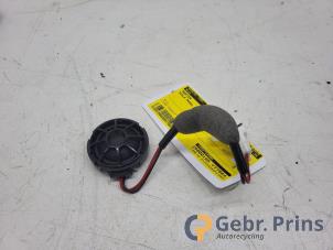 Gebruikte Tweeter Tesla Model X 90D Prijs € 20,00 Margeregeling aangeboden door Autorec. Gebr. Prins b.v.