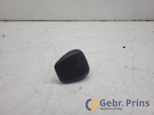 Gebruikte Lichtsensor Kia Picanto (JA) 1.0 12V Prijs € 20,00 Margeregeling aangeboden door Autorec. Gebr. Prins b.v.