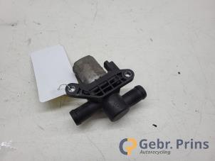 Gebruikte Extra waterpomp Renault Trafic (1FL/2FL/3FL/4FL) 2.0 dCi 16V 130 Prijs € 36,30 Inclusief btw aangeboden door Autorec. Gebr. Prins b.v.