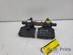 Gebruikte Koelvoeistof regelklep Elektrisch Tesla Model X 90D Prijs € 30,00 Margeregeling aangeboden door Autorec. Gebr. Prins b.v.