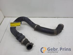 Gebruikte Intercooler Buis Ford Ranger 3.2 TDCI 20V 4x4 Prijs € 25,00 Margeregeling aangeboden door Autorec. Gebr. Prins b.v.