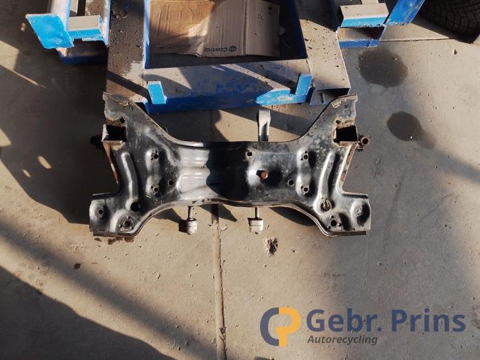 Gebruikte Subframe Volkswagen Polo V (6R) 1.4 TDI DPF BlueMotion technology Prijs € 100,00 Margeregeling aangeboden door Autorec. Gebr. Prins b.v.