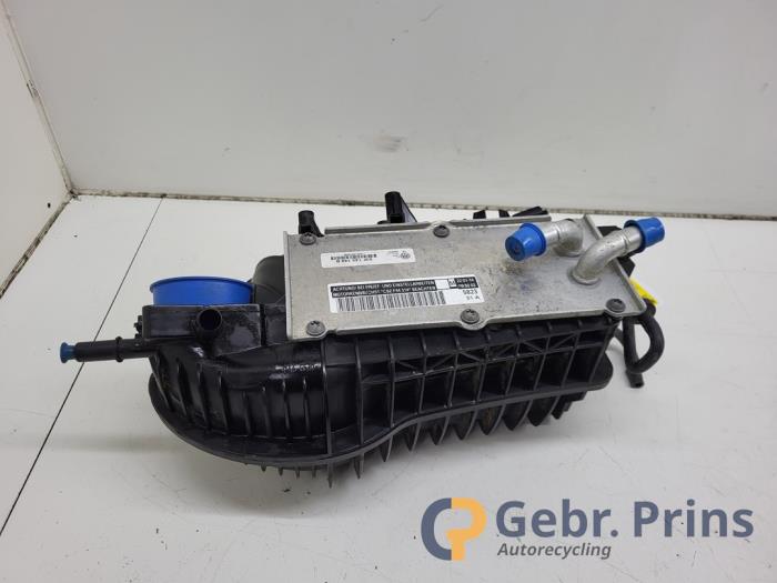 Inlaatspruitstuk van een Skoda Fabia II (5J) 1.2 TSI 2014