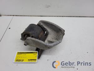 Gebruikte Motorsteun Suzuki SX4 (EY/GY) 1.6 16V VVT Comfort,Exclusive Autom. Prijs € 25,00 Margeregeling aangeboden door Autorec. Gebr. Prins b.v.