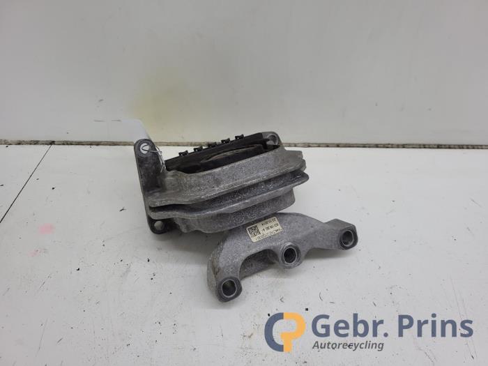 Gebruikte Motorsteun Volkswagen Polo V (6R) 1.4 TDI DPF BlueMotion technology Prijs € 25,00 Margeregeling aangeboden door Autorec. Gebr. Prins b.v.