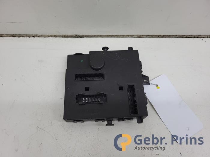 Gebruikte Module Bodycontrol Renault Twingo II (CN) 1.5 dCi 90 FAP Prijs € 50,00 Margeregeling aangeboden door Autorec. Gebr. Prins b.v.