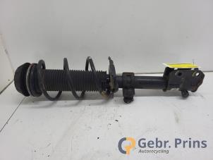 Gebruikte Schokdemperpoot rechts-voor Suzuki Swift (ZA/ZC/ZD) 1.2 16V Prijs € 50,00 Margeregeling aangeboden door Autorec. Gebr. Prins b.v.