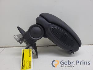 Gebruikte Armleuning Mini Mini (F56) 1.5 12V Cooper Prijs € 75,00 Margeregeling aangeboden door Autorec. Gebr. Prins b.v.