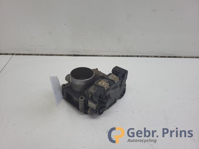 Gebruikte Gasklephuis Fiat Grande Punto (199) 1.4 Prijs € 25,00 Margeregeling aangeboden door Autorec. Gebr. Prins b.v.