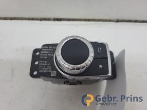 Gebruikte Regelunit Multi Media Mercedes B (W246) 1.6 B-180 BlueEFFICIENCY Turbo 16V Prijs € 75,00 Margeregeling aangeboden door Autorec. Gebr. Prins b.v.
