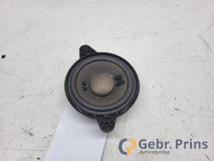 Gebruikte Speaker Mercedes B (W246) 1.6 B-180 BlueEFFICIENCY Turbo 16V Prijs € 15,00 Margeregeling aangeboden door Autorec. Gebr. Prins b.v.