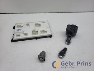 Gebruikte Kontaktslot + computer Mercedes B (W246) 1.6 B-180 BlueEFFICIENCY Turbo 16V Prijs € 225,00 Margeregeling aangeboden door Autorec. Gebr. Prins b.v.