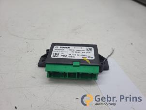 Gebruikte Module PDC Peugeot 308 (L3/L8/LB/LH/LP) 1.6 BlueHDi 120 Prijs € 40,00 Margeregeling aangeboden door Autorec. Gebr. Prins b.v.