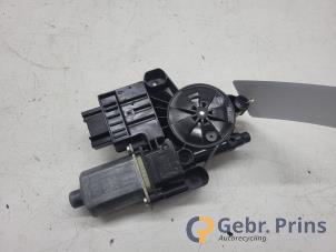 Gebruikte Raammotor Portier Volkswagen Polo VI (AW1) 1.0 TSI 12V Prijs € 25,00 Margeregeling aangeboden door Autorec. Gebr. Prins b.v.