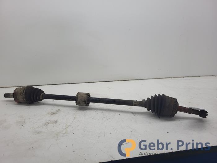 Gebruikte Steekas rechts-voor Opel Combo (Corsa C) 1.3 CDTI 16V Prijs € 30,00 Margeregeling aangeboden door Autorec. Gebr. Prins b.v.