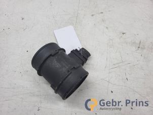 Gebruikte Luchtmassameter Opel Combo (Corsa C) 1.3 CDTI 16V Prijs € 15,00 Margeregeling aangeboden door Autorec. Gebr. Prins b.v.