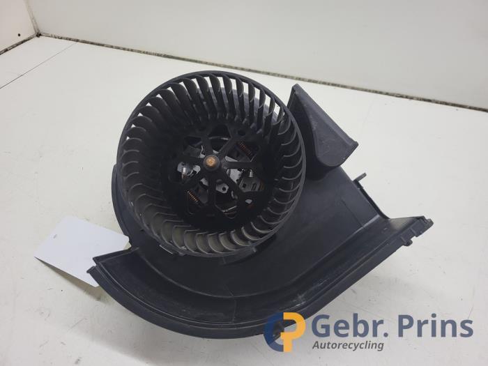 Gebruikte Blower BMW X6 (E71/72) xDrive35i 3.0 24V Prijs € 40,00 Margeregeling aangeboden door Autorec. Gebr. Prins b.v.