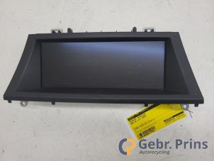 Gebruikte Display Interieur BMW X6 (E71/72) xDrive35i 3.0 24V Prijs € 150,00 Margeregeling aangeboden door Autorec. Gebr. Prins b.v.