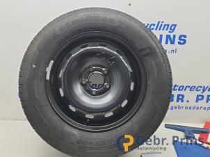 Gebruikte Reserveband Nissan Primastar 2.0 dCi 150 Prijs € 121,00 Inclusief btw aangeboden door Autorec. Gebr. Prins b.v.