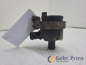 Gebruikte Waterpomp Volkswagen Caddy IV 2.0 TDI 75 Prijs € 18,15 Inclusief btw aangeboden door Autorec. Gebr. Prins b.v.