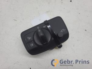 Gebruikte Schakelaar Licht Audi Q2 (GAB/GAG) 1.0 TFSI 12V Prijs € 20,00 Margeregeling aangeboden door Autorec. Gebr. Prins b.v.