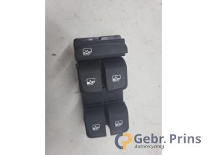 Gebruikte Ruit schakelaar elektrisch Audi Q2 (GAB/GAG) 1.0 TFSI 12V Prijs € 30,00 Margeregeling aangeboden door Autorec. Gebr. Prins b.v.