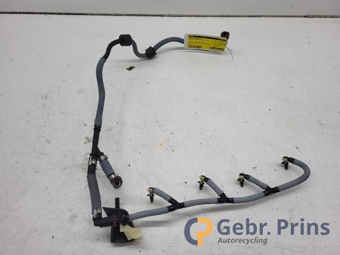 Gebruikte Brandstofleiding Nissan Primastar 2.0 dCi 150 Prijs € 48,40 Inclusief btw aangeboden door Autorec. Gebr. Prins b.v.