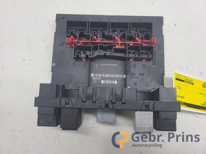 Gebruikte Module Bodycontrol Volkswagen Golf V (1K1) 1.4 16V Prijs € 30,00 Margeregeling aangeboden door Autorec. Gebr. Prins b.v.