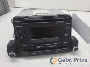 Gebruikte Radio Hyundai i10 (B5) 1.0 12V Prijs € 100,00 Margeregeling aangeboden door Autorec. Gebr. Prins b.v.