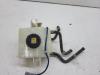 Lexus CT 200h 1.8 16V Remvloeistof reservoir